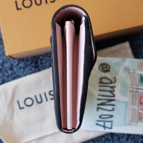 Authentic Louis Vuitton Sarah Wallet - Picture 5 of 12